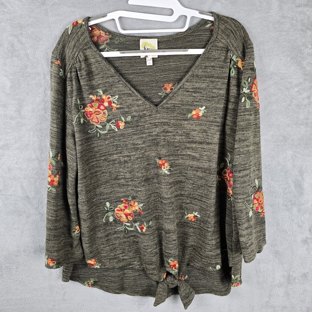 Fig and Flower Olive Green Floral Embroidered Front Tie V-Neck Top PXL Petites
